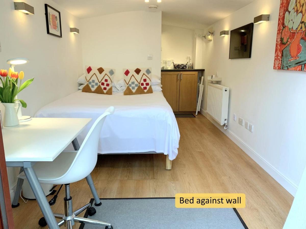 Ferndale Mews Bed and Breakfast Bristol Buitenkant foto